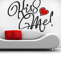 Mur décoratif vinyl Kiss Me