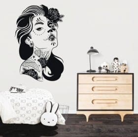 Vinyle d&eacute;coratif cr&acirc;ne et plumes