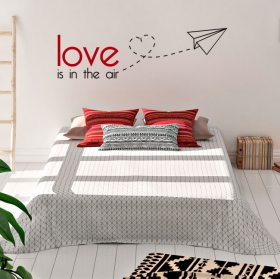 Vinyles et autocollants phrase anglaise love is in the air