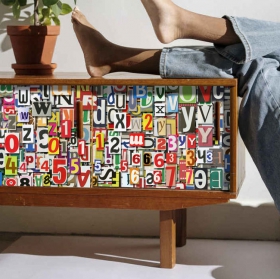 Vinyles pour meubles et armoires collage lettres
